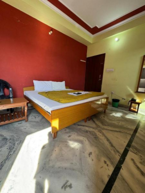 Krishna Guest House